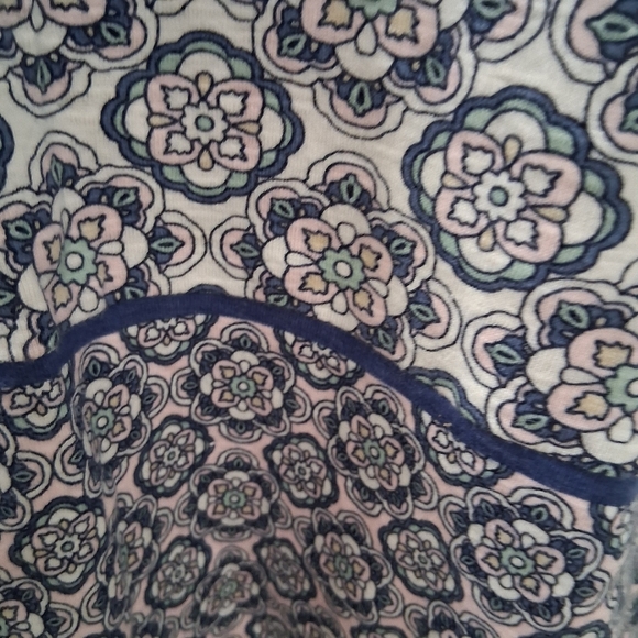 J. Jill Multi Media Floral Design    Size L - Picture 4 of 15